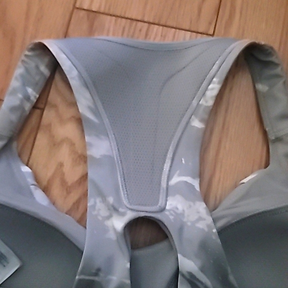 💣SUNDAY SALE💣GYMSHARK BARBELL PAD SPORTS BRA! STYLE IS RETIRED!!! - Picture 6 of 6